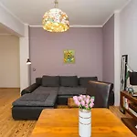 Colorful 2Bdr Apartment In The City Center